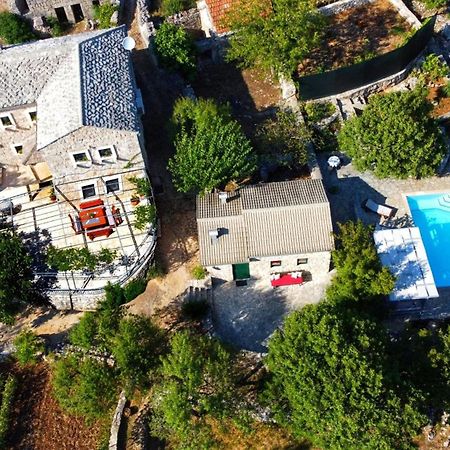Villa Ognjistar In The Hinterland Of Makarska Riviera Zmijavci Exterior foto