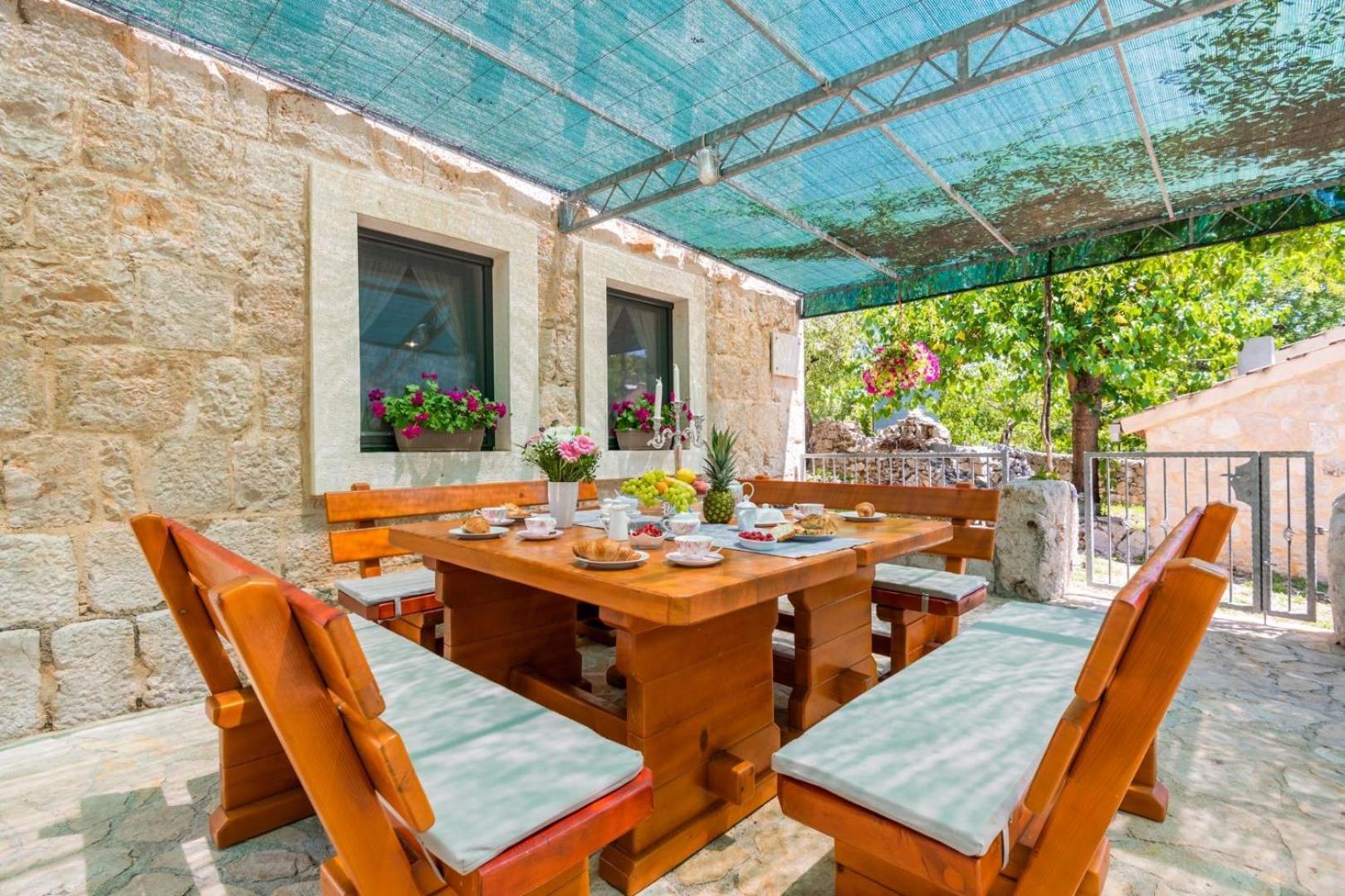 Villa Ognjistar In The Hinterland Of Makarska Riviera Zmijavci Exterior foto
