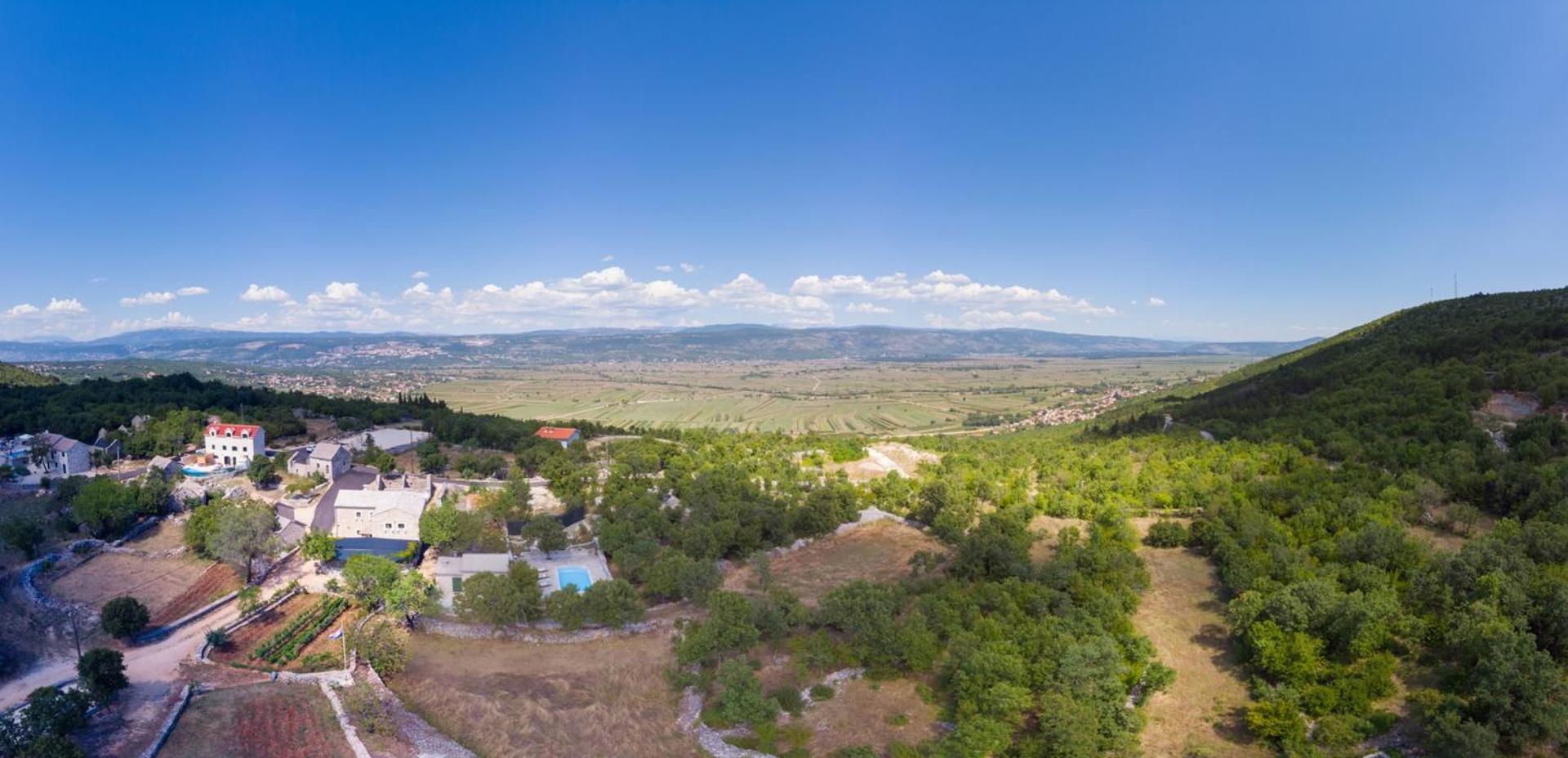 Villa Ognjistar In The Hinterland Of Makarska Riviera Zmijavci Exterior foto